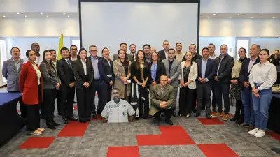 DIRECTORES DE LAS CAR EXPONEN RETOS REGIONALES A MINAMBIENTE