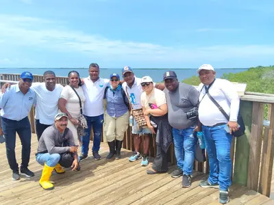 CODECHOC&Oacute; PARTICIP&Oacute; EN GIRA NACIONAL DE RESTAURACI&Oacute;N DE MANGLARES REALIZADA EN LA GUAJIRA
