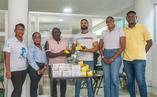 CODECHOCÓ CONTINÚA FORTALECIENDO EL MONITOREO DE LA BIODIVERSIDAD CON LA ENTREGA DE CÁMARAS TRAMPA Y EQUIPOS ULLEPHONE A LOS CONSEJOS COMUNITARIOS DE LA JURISDICCIÓN